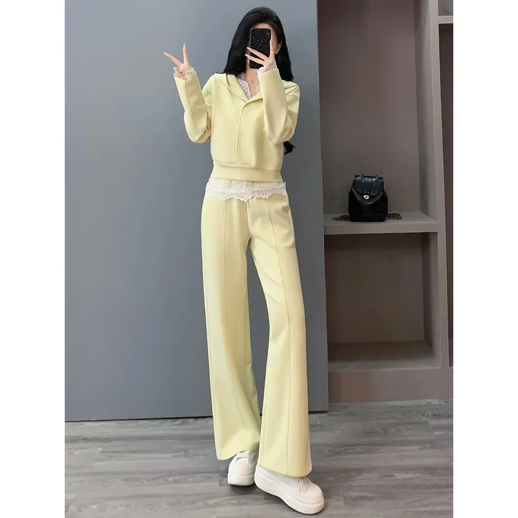 高级感小众连帽卫衣套装女秋季气质显瘦休闲运动服蕾丝衫三件套潮