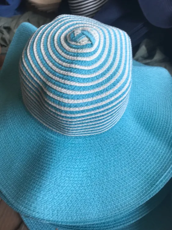 洋气韩版帽，颜色随机版型随机扣编号备准好