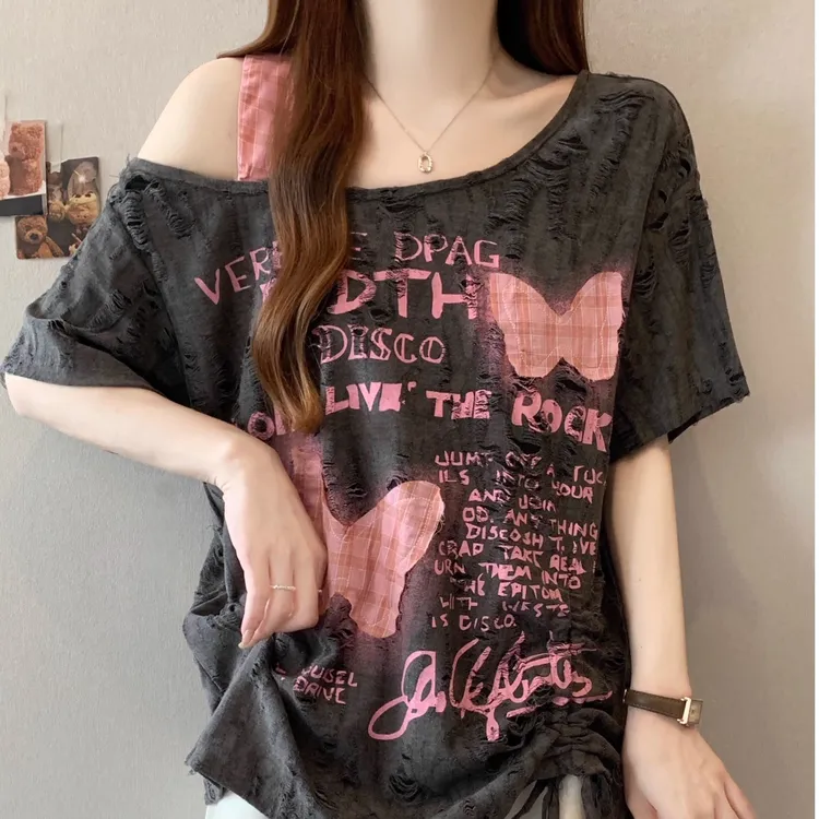 甜辣妹蝴蝶斜领露肩短袖t恤女夏季宽松抽褶破洞显示不规则上衣潮