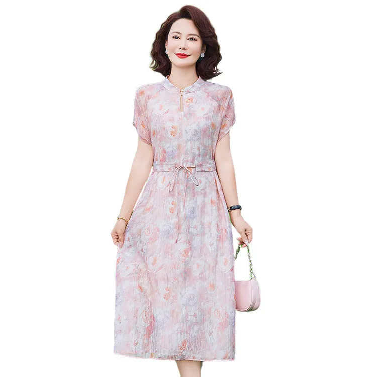 王小鸭连衣裙女2025夏季新款洋气优雅淑女裙高级感中老年碎花裙