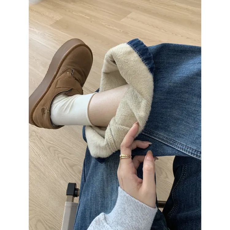 加绒加厚复古阔腿牛仔裤女秋冬新款高腰宽松显瘦小个子直筒拖地裤