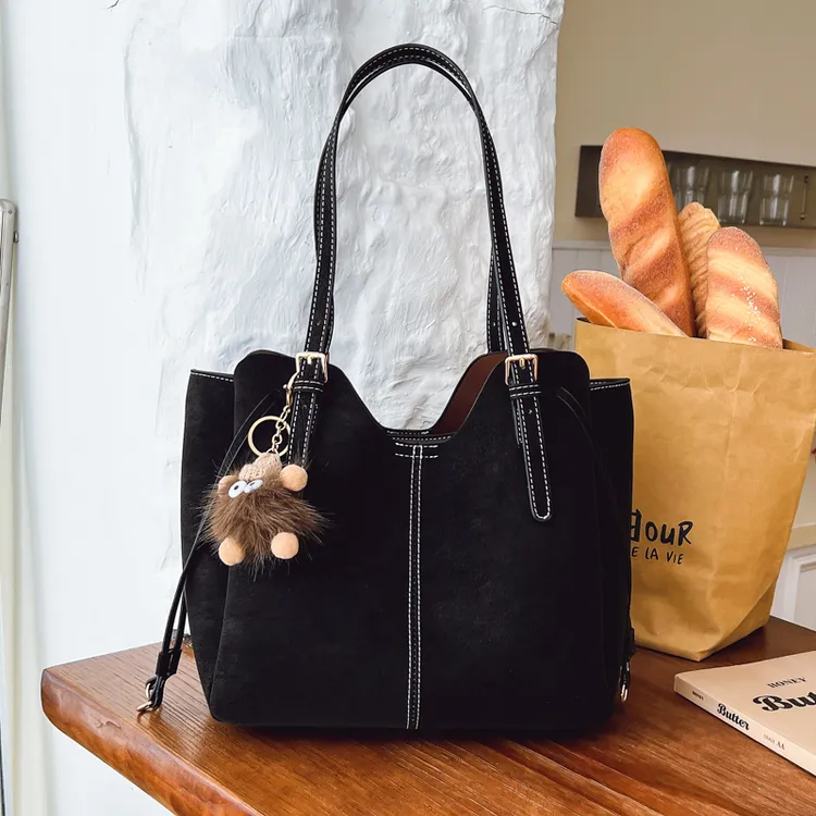 大容量托特包包女式2026新款冬季复古上班通勤轻奢高级感时尚百搭