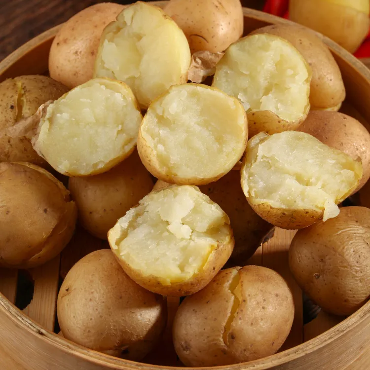 恩施网红黄心小土豆新鲜现挖3/5/9斤口感粉糯细腻香甜马铃薯洋芋