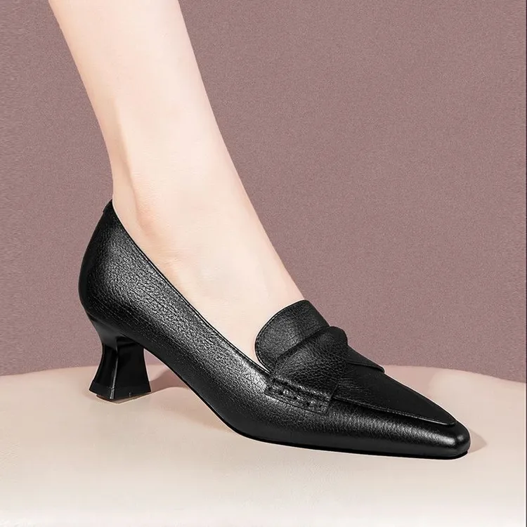 真皮复古方头中口单鞋女粗跟春季国风新款时尚浅口皮鞋女鞋中跟