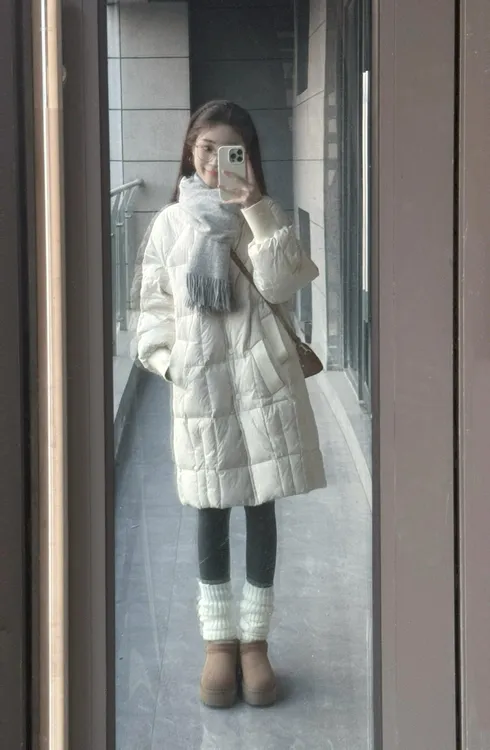 杏色中长款圆领保暖棉服2025冬季新款韩系加厚宽松过膝棉袄外套女