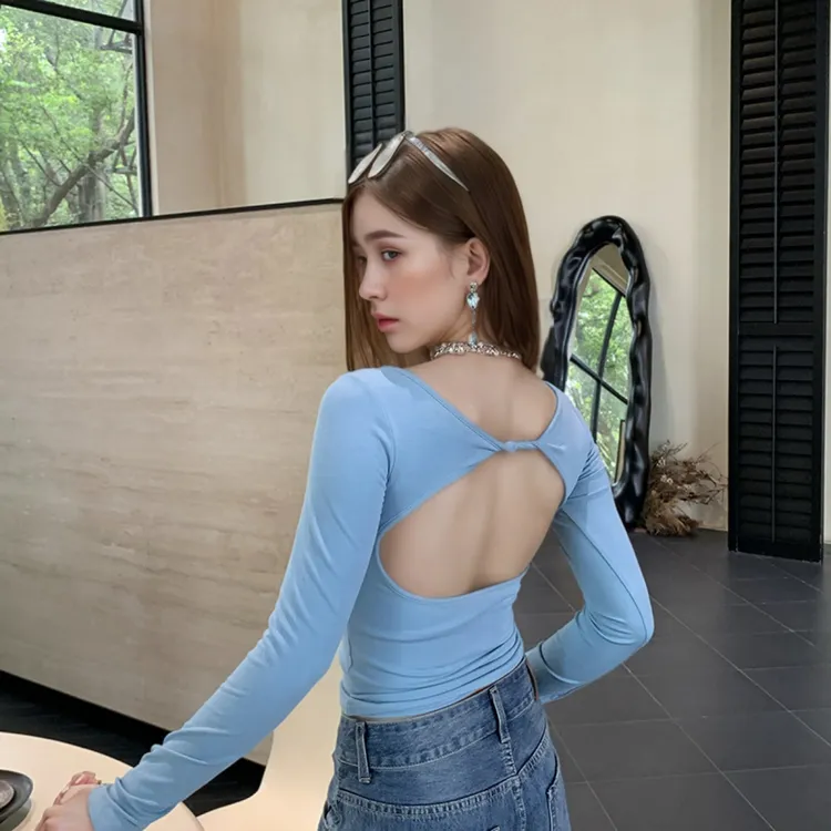 沁卿圆领显瘦性感设计感镂空一体胸垫露背长袖瑜伽内搭女夏季运动
