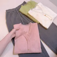 2025秋季新款时尚洋气V领五粒扣短袖针织假开衫宽松百搭女装上衣