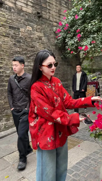 「马年大喜」新中式百搭红色复古圆领宽松长袖提花上衣时尚国风汉服