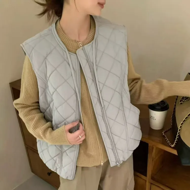 轻便保暖菱格压棉女款外穿立领马甲2025秋冬新款圆领百搭马甲冬装