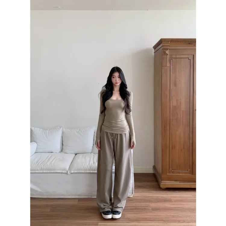 withmin凉皮 日落巴萨 辣妹中低腰百搭显瘦宽松直筒休闲裤2524072