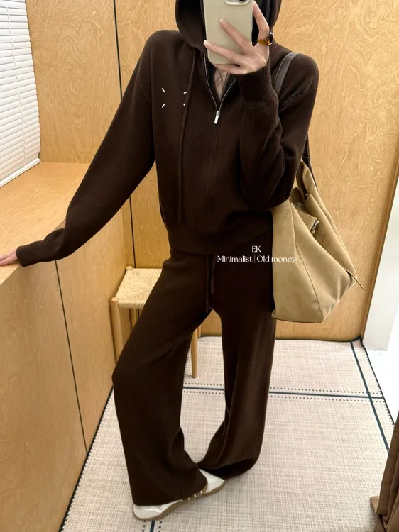 韩系慵懒舒适休闲运动套装女秋冬新款高级感小众针织两件套703