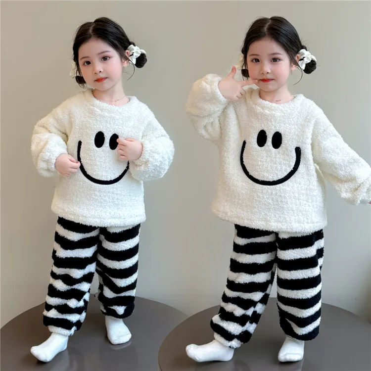 女童套装小女孩法兰绒家居服加厚儿童秋冬珊瑚绒睡衣宝宝冬装保暖
