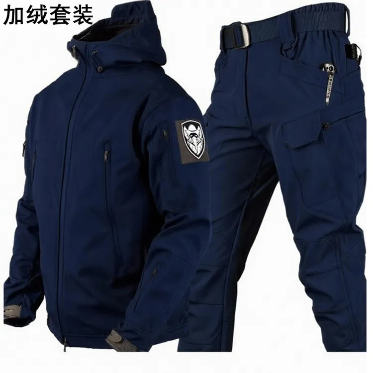户外防风防水加绒软壳冲锋衣套装骑行秋冬款加厚执勤男女款迷彩服