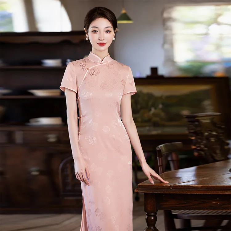 旗袍订婚粉色新款春夏改良年轻款女高级感喜婆婆敬酒服婚宴装礼服
