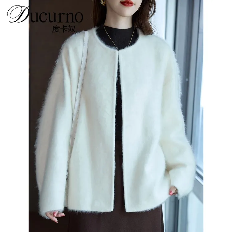 甜美风时尚羊毛绒外套女2025秋冬新款单面呢大衣通勤显肤潮百搭
