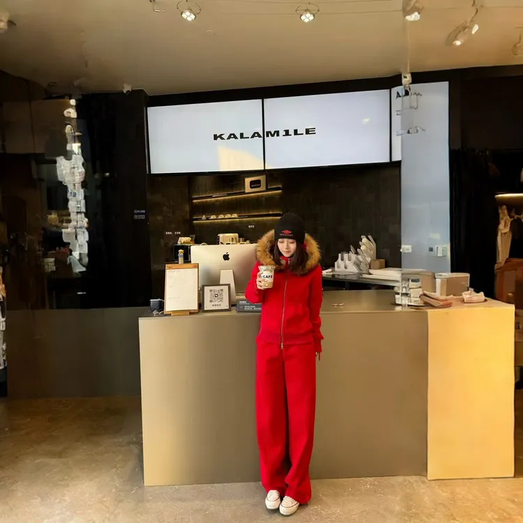 【凛冬恋歌】冬季重磅大毛领女士羊毛蚕丝加绒加厚连帽套装39692