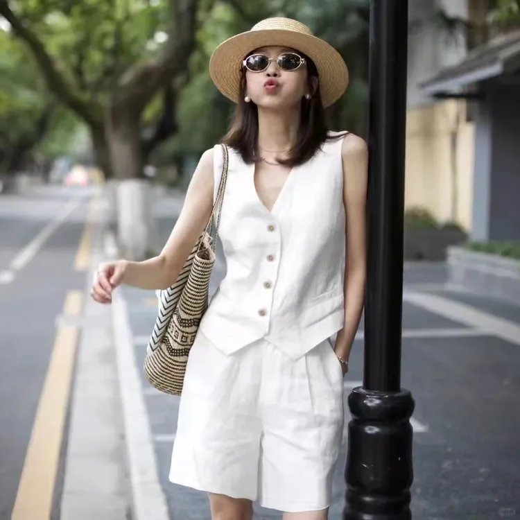 白色棉麻马甲女夏时尚气质通勤干练小香风无袖上衣显瘦外穿