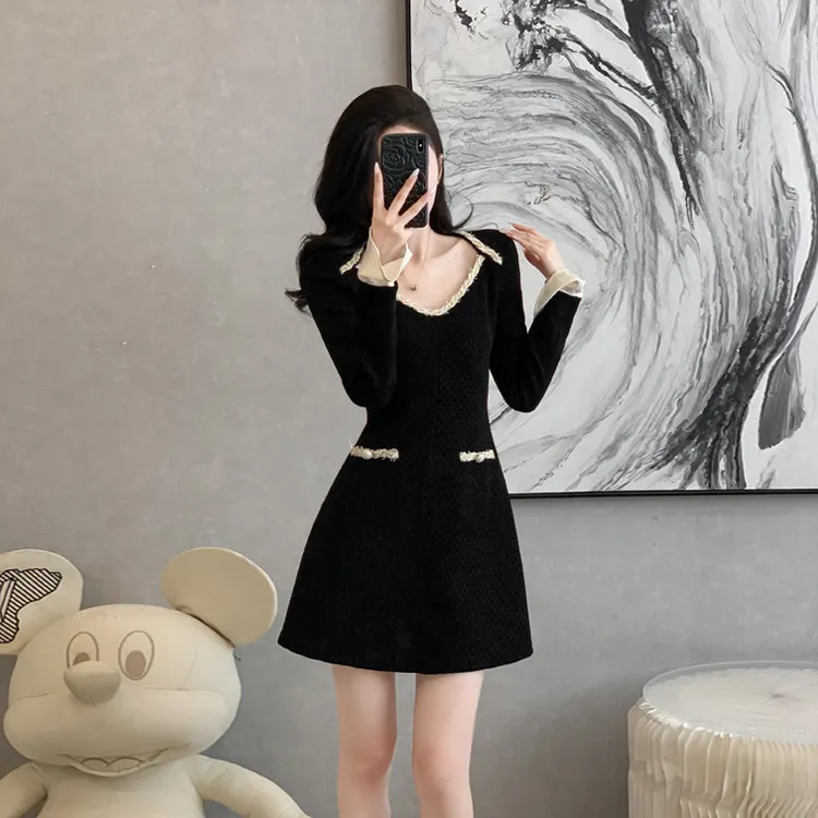 可拆卸喇叭袖小香风气质连衣裙2026春装新品法式收腰遮肚显瘦裙子