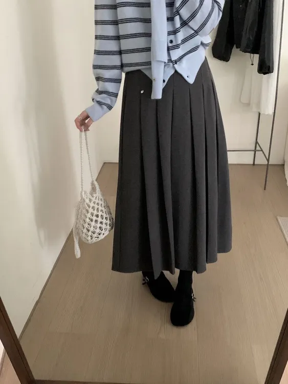 秋冬灰色毛呢长款百褶裙女高腰垂感a字半身裙大码学院风显瘦长裙