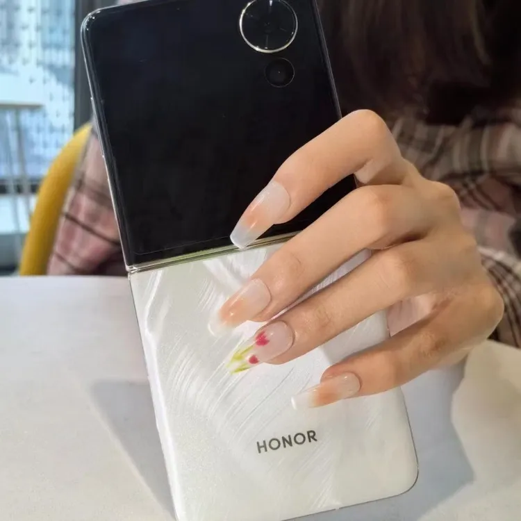 准新品 honor/荣耀 Magic V Flip 梦想小巨幕小折叠手机二手 钱