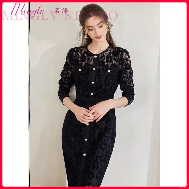 名缕气质黑色蕾丝镂空2025秋季新款连衣裙女法式时尚修身裙