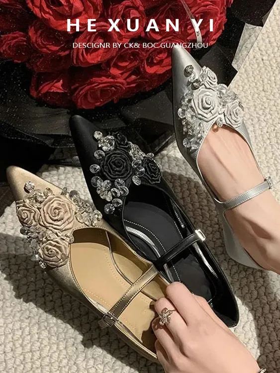 法式花朵尖头仙女平底浅口绝美单鞋子女配裙子甜美内增高玛丽珍鞋