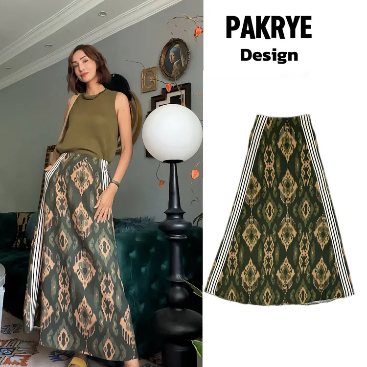 【PAKRYE】一年四季老钱风印花侧纽扣抽绳长款半身裙