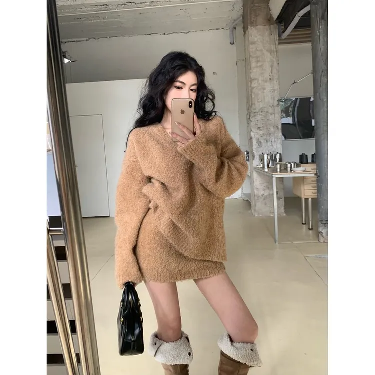 慵懒风毛衣套装女春秋V领上衣松弛感内搭针织衫+半身裙两件套