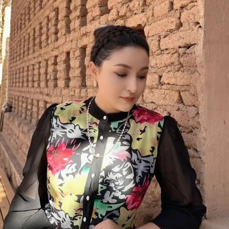 秋季新款女气质修身显瘦收腰长袖大摆连衣裙