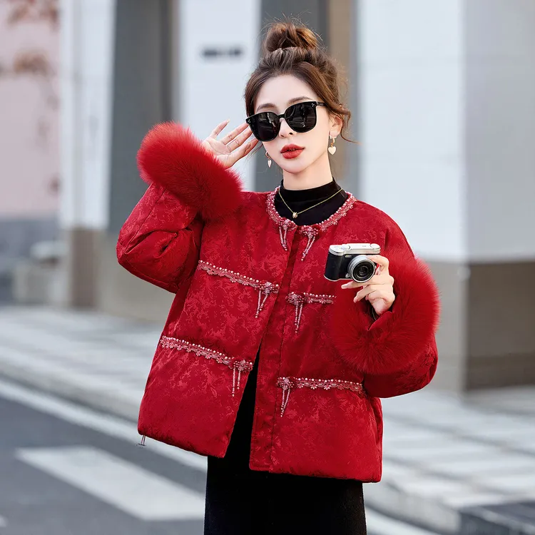 羽绒服女短款2025冬季新款气质超好看加厚保暖真狐狸毛白鸭绒外套