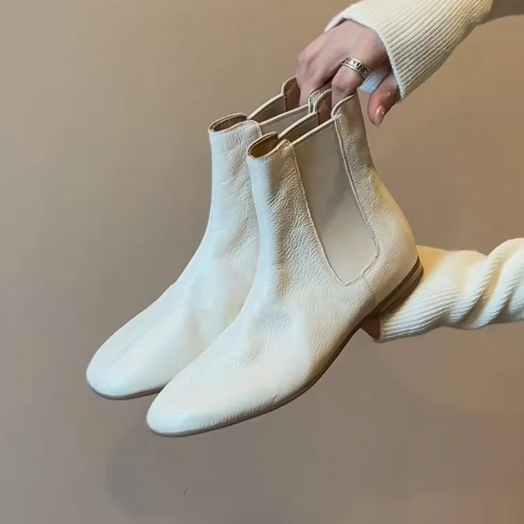 羊皮断码清仓法式英伦风白色短靴女秋冬季真皮平底加绒切尔西靴子