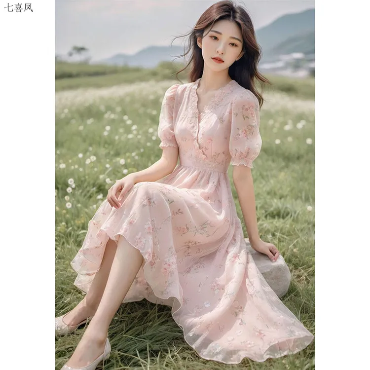 法式浪漫碎花裙优雅气质收腰款仙女风夏季连衣裙