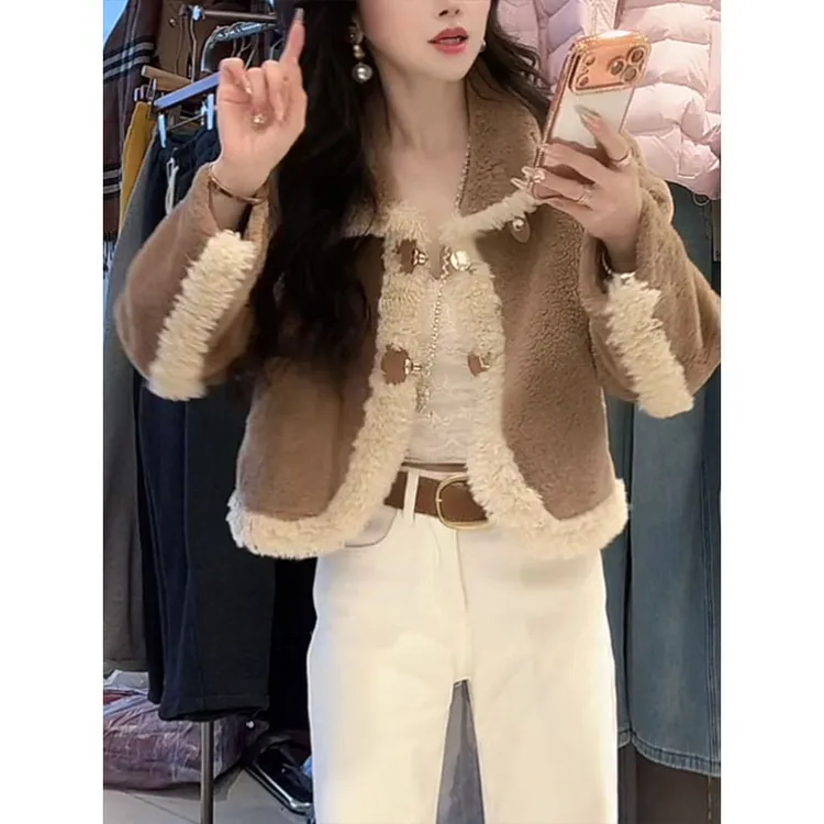 轻奢复古风短款外套女2025冬新款时尚撞色拼接保暖翻领毛绒上衣潮