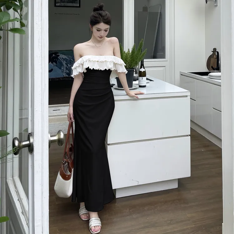 极简法式连衣裙黑色高级感一字肩名媛宴会收腰气质鱼尾长裙子