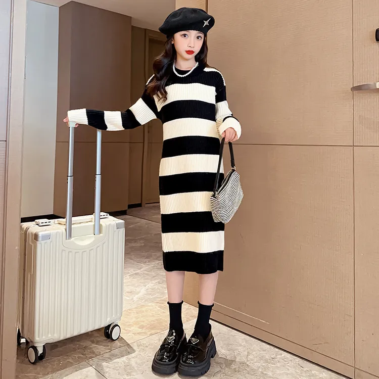 女童秋季连衣裙新款小女孩洋气甜美毛衣针织长裙韩范长袖条纹裙JY