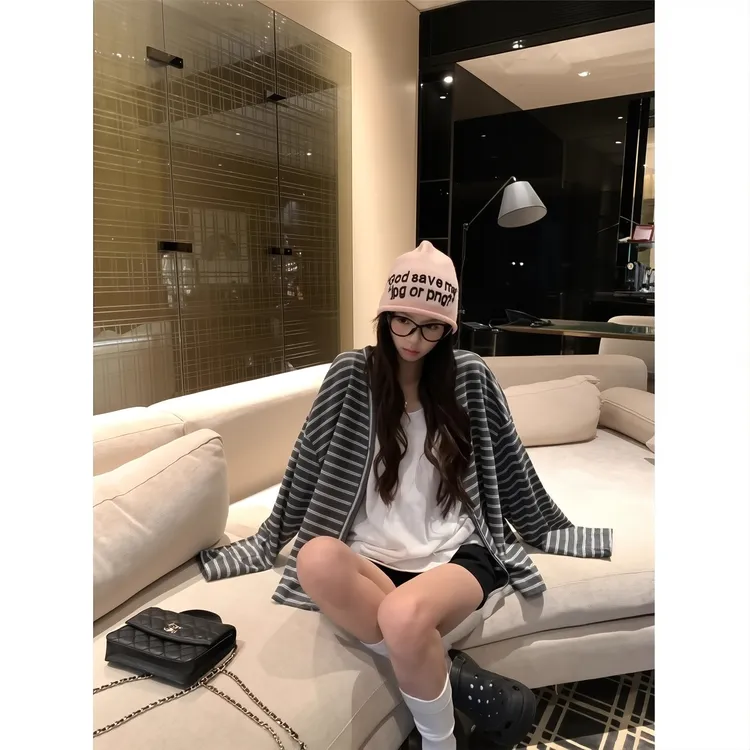 慵懒风撞色条纹宽松长袖外套女秋季v领开衫显瘦气质百搭休闲上衣