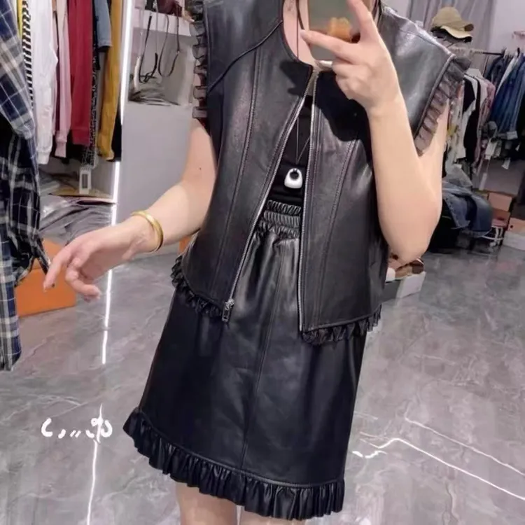 〖猫姐衣橱〗秋季新款蛋白皮褶皱边高腰短裙6179-1