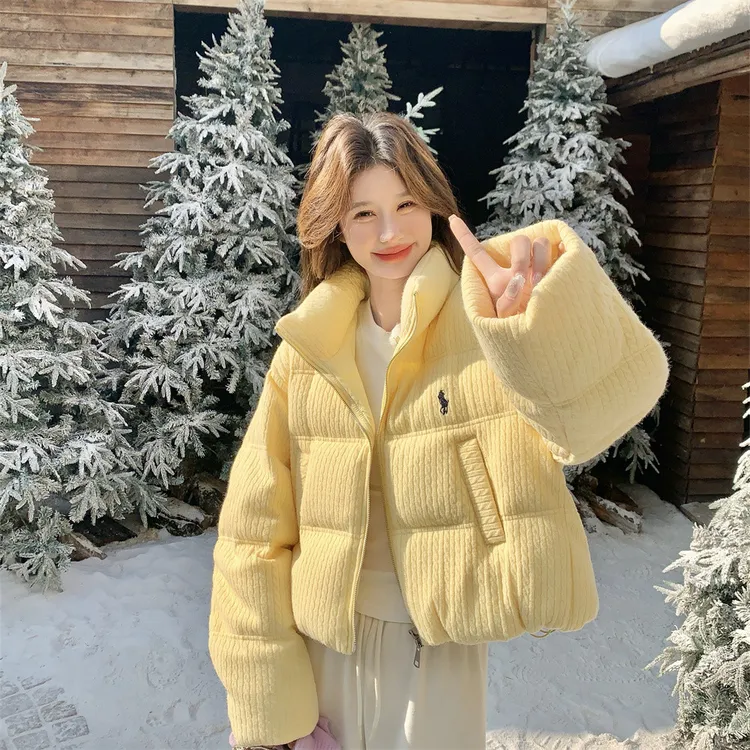 高级感黄色短款立领羽绒服厚外套女冬季2025新款韩系白鸭绒面包服