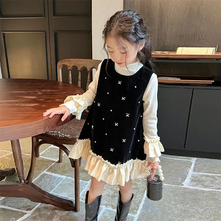 2024年秋冬季女童丝绒连衣裙秋冬款女宝宝爆款公主裙子加绒背心裙