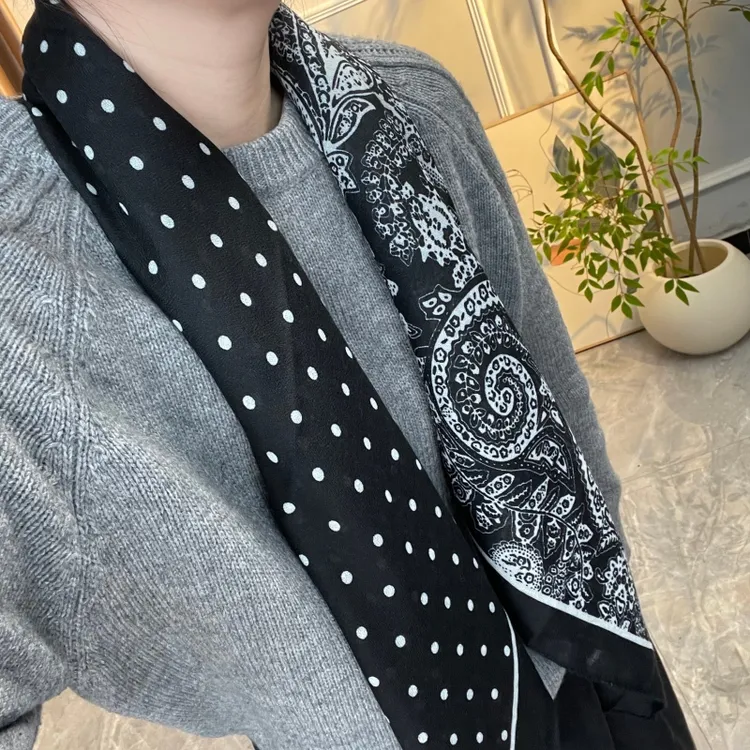 【88方巾集合】秋冬新款棉柔质感大方巾高端时尚百搭披肩保暖围巾女