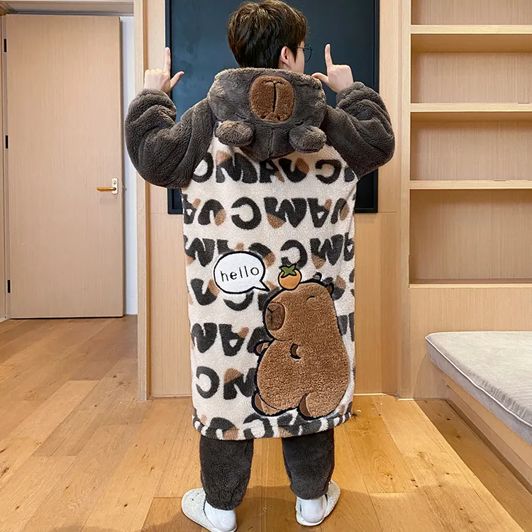 男童睡袍加厚珊瑚绒2026秋冬季男童法兰绒男孩儿童长款家居服浴袍