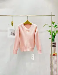 《李易行》长袖纯色针织毛衣针织衫秋季针织简约毛衣设计师V领66135