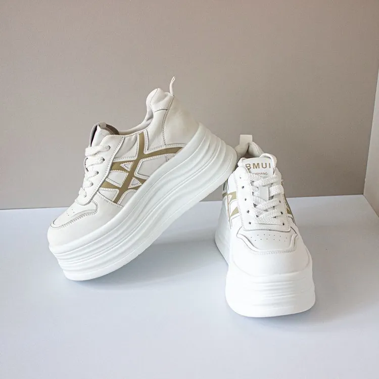耐磨秋季韩版增高板鞋小白鞋女鞋百搭时尚运动鞋厚底春季鞋子网红