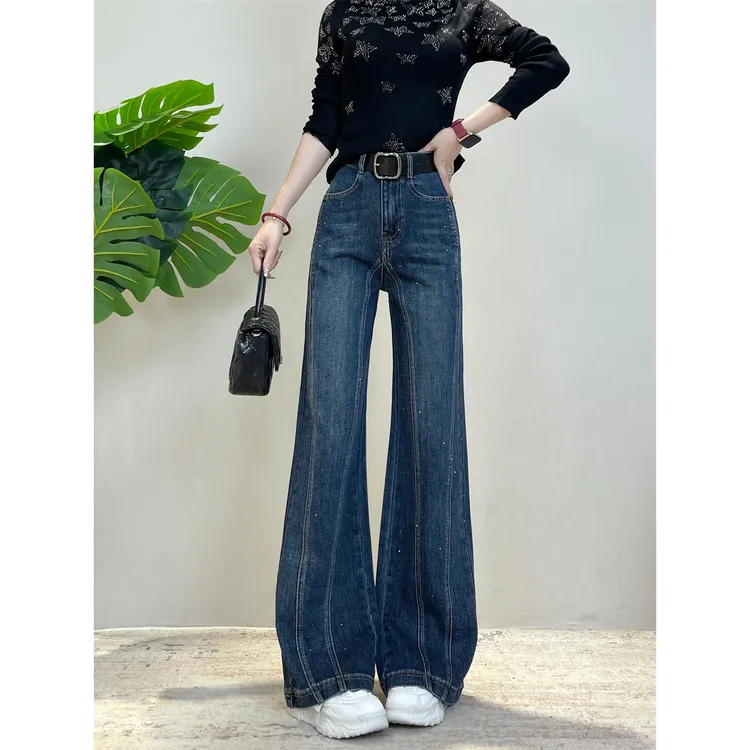 直筒微喇叭牛仔裤女冬季加厚绒新款不贴腿烫钻裤子高腰窄版阔腿裤
