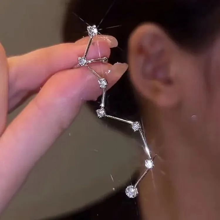 合金合成锆石耳饰 简约清冷风北斗星镶嵌单只一体式耳针耳夹ins