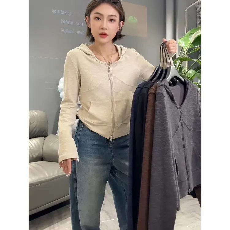 洋气欧货潮时髦慵懒风显瘦明线针织外套女秋冬新款连帽双拉链上衣