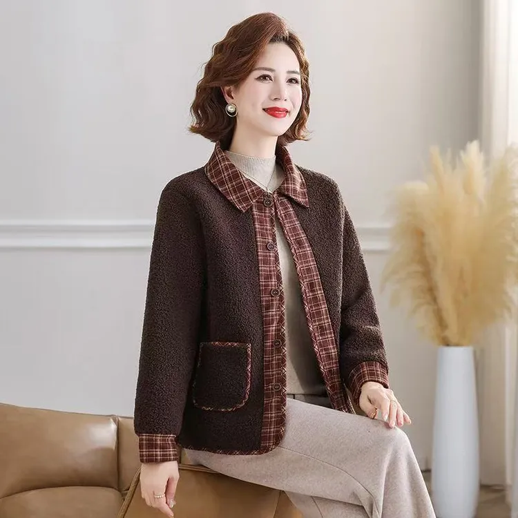 最新时尚妈妈颗粒绒格子拼接款外套洋气保暖奶奶秋冬上衣vt
