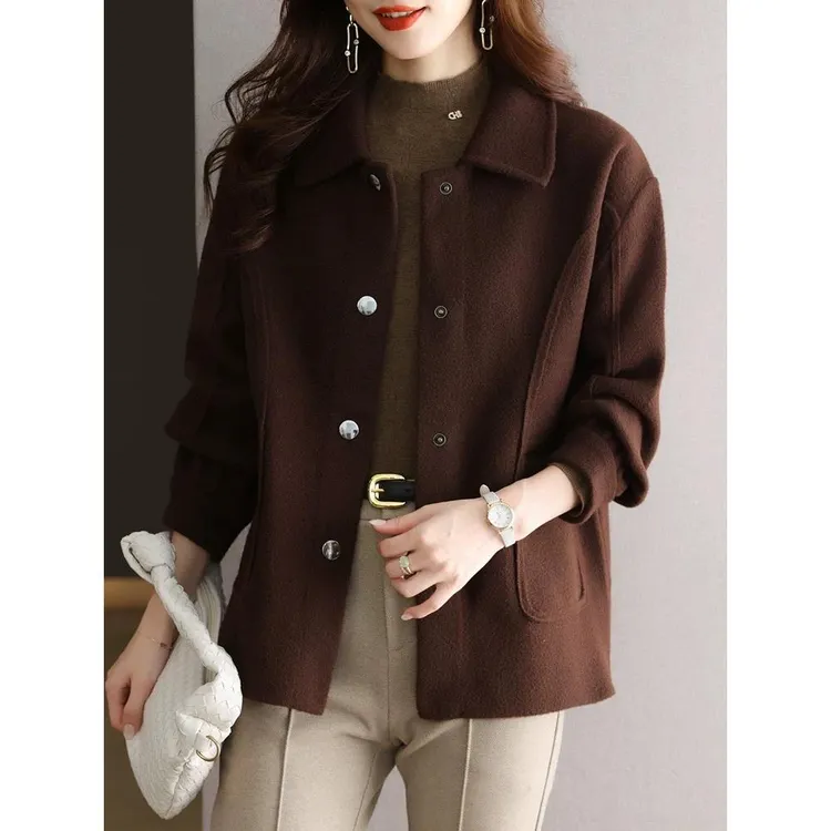 秋冬针织开衫洋气单设潮流秋装翻领毛呢外套2025年新款中老年风衣