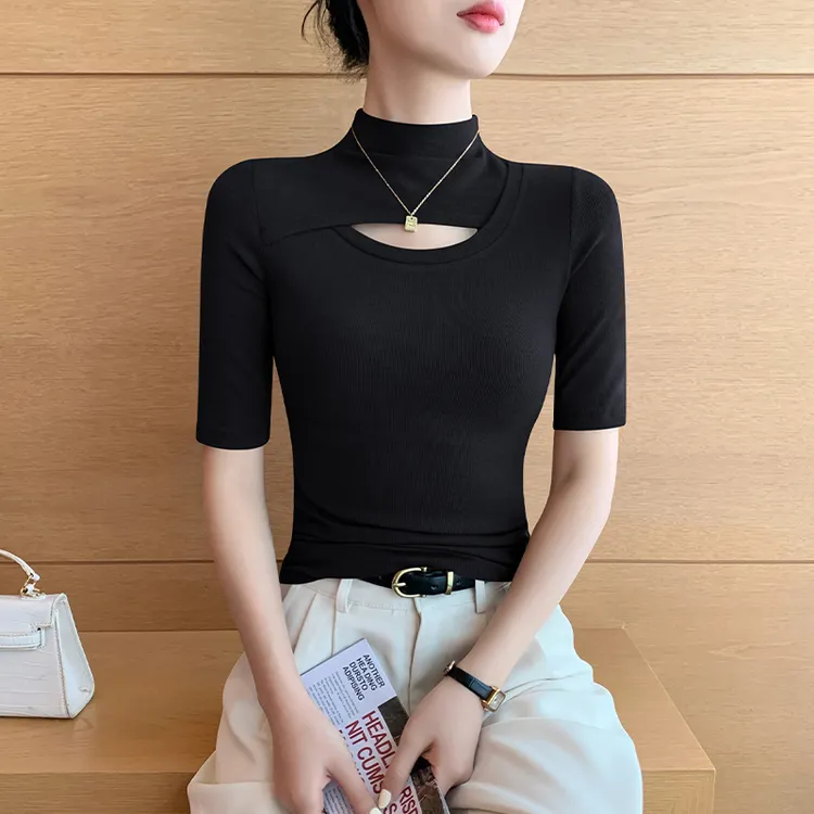 半高领黑色中袖打底衫女2025新款镂空设计感五分袖内搭紧身上衣