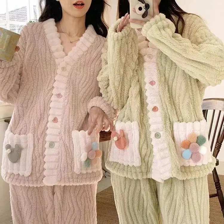 家居服套装女款冬季可爱开衫少女保暖珊瑚甜美绒加绒加厚睡衣